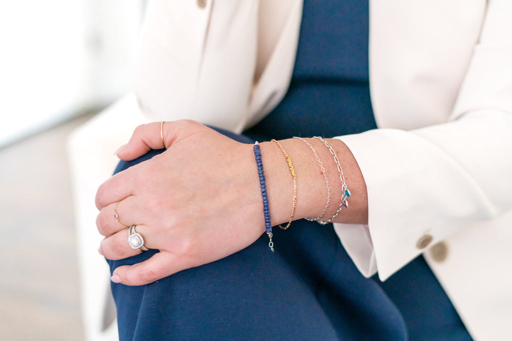 Minimalist Jewelry for Busy Moms: Simple, Elegant, and Meaningful